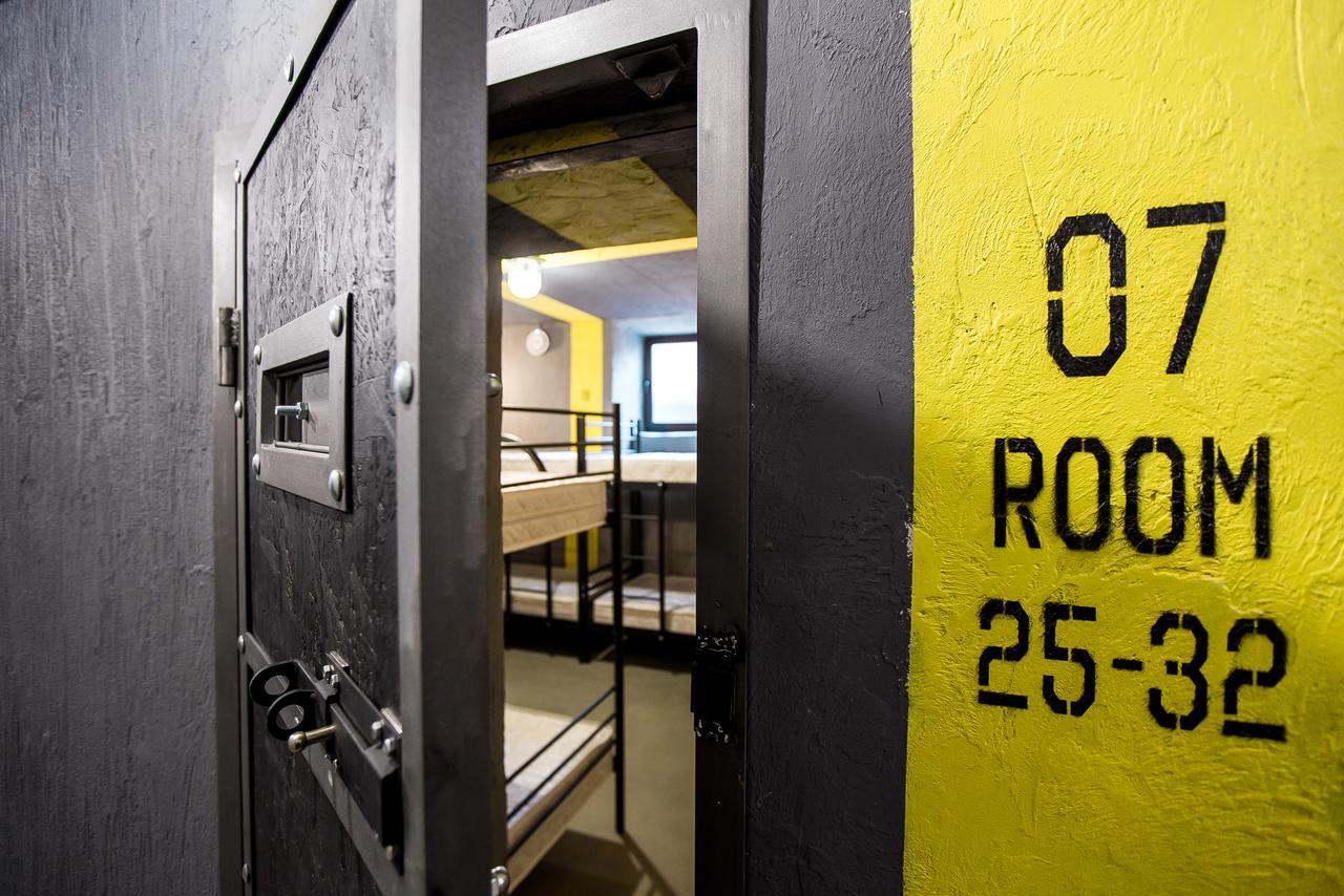 Hostel Lviv Loft Prison Exteriér fotografie