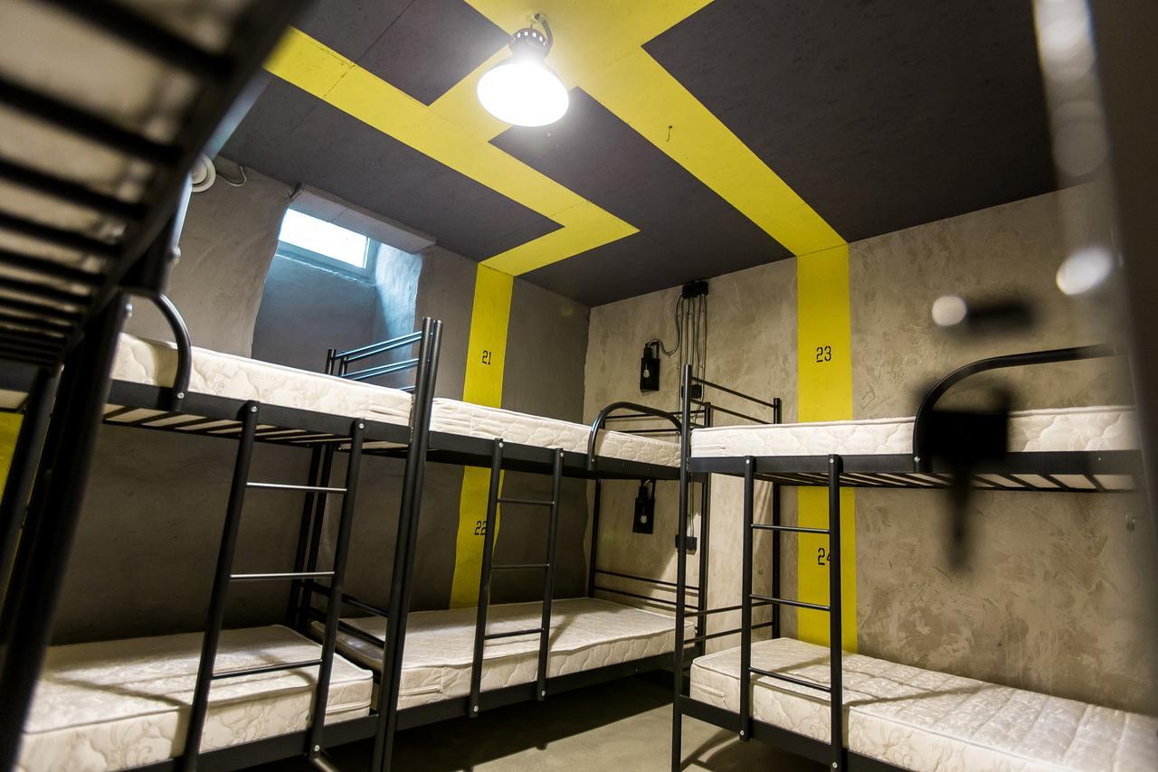 Hostel Lviv Loft Prison Exteriér fotografie