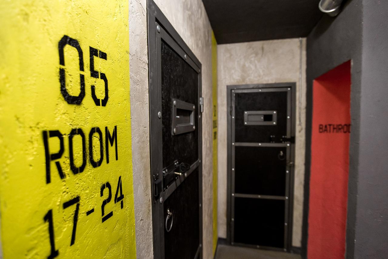 Hostel Lviv Loft Prison Exteriér fotografie