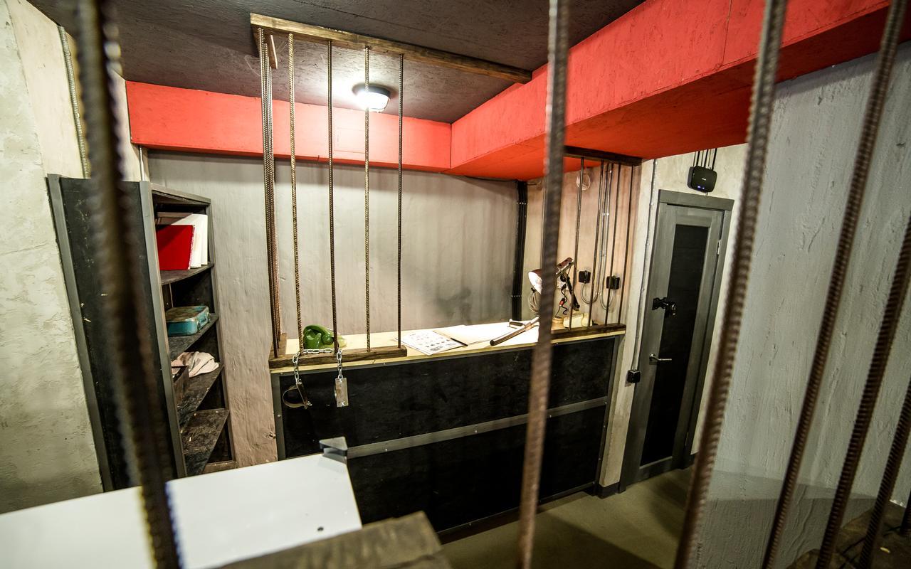 Hostel Lviv Loft Prison Exteriér fotografie