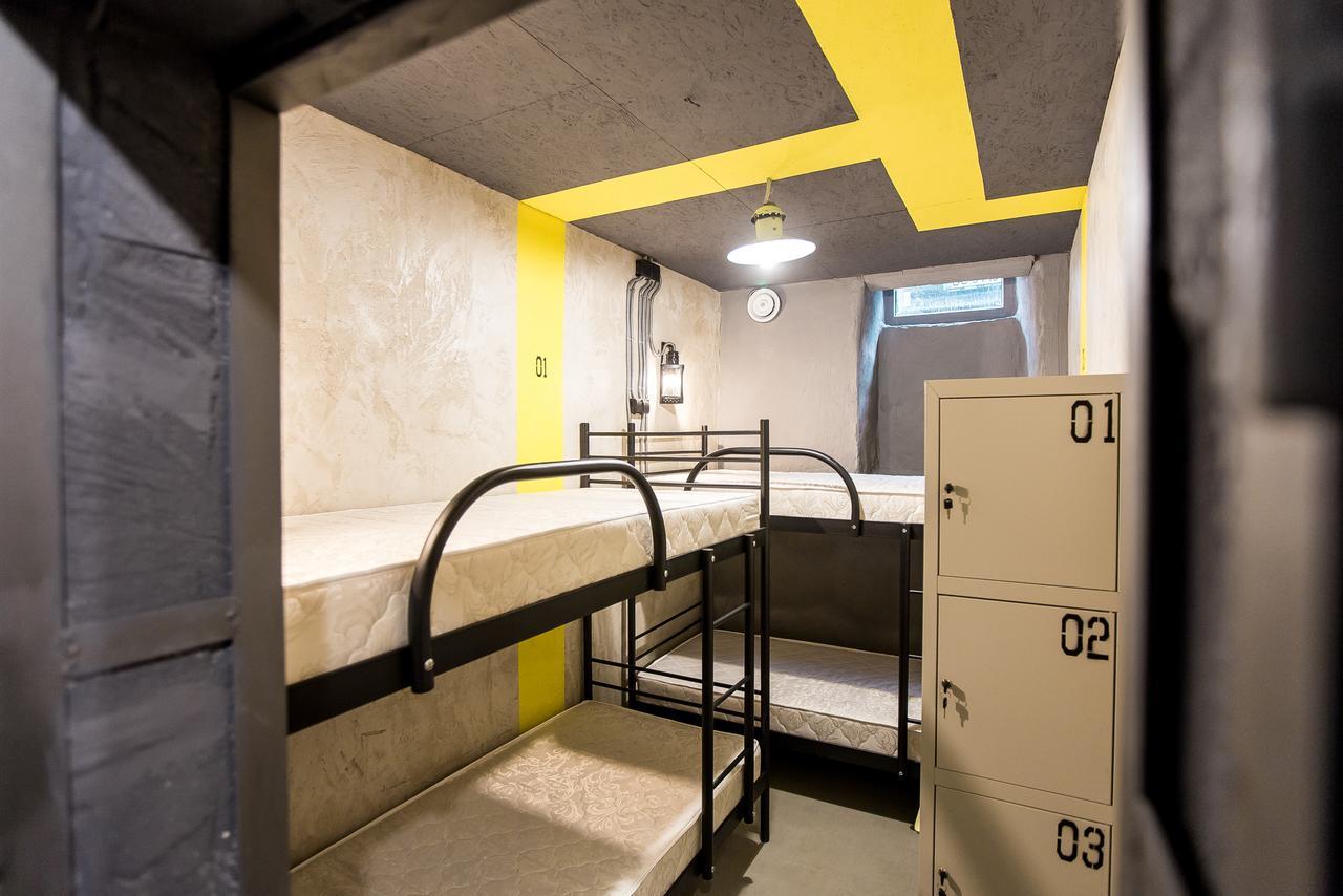 Hostel Lviv Loft Prison Exteriér fotografie