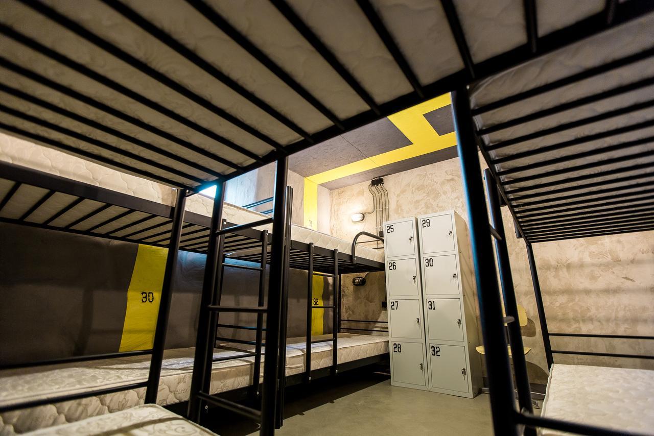 Hostel Lviv Loft Prison Exteriér fotografie